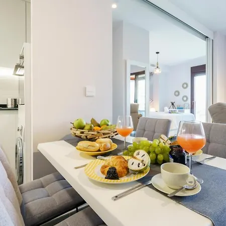 Apartment Teatinos Sky Garden I Málaga